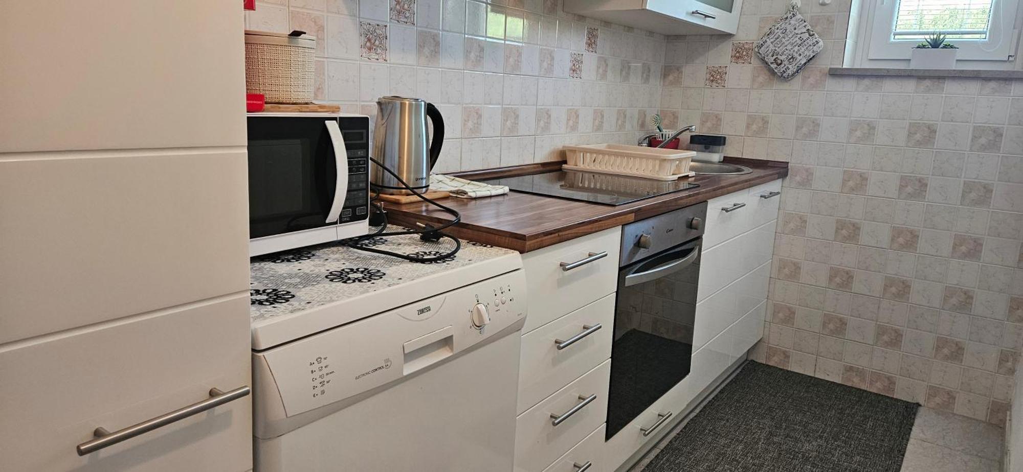 סטרוניאן Sea View Apartment Renzzo מראה חיצוני תמונה