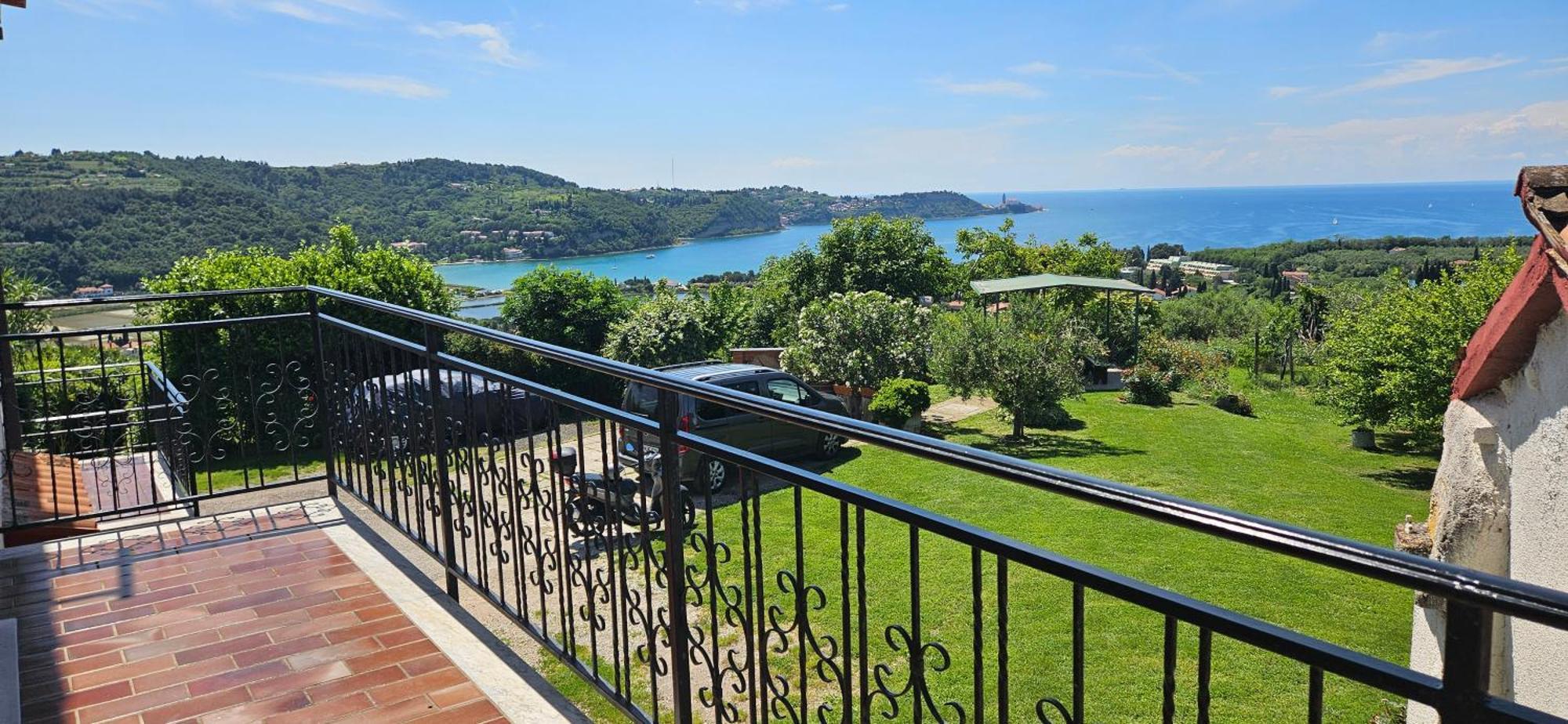 סטרוניאן Sea View Apartment Renzzo מראה חיצוני תמונה